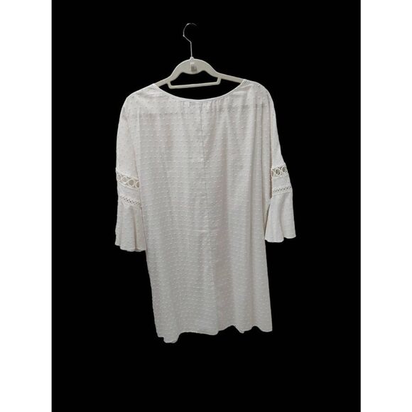 Victoria's Secret Eyelet Beach Cover - Picture 3 of 5